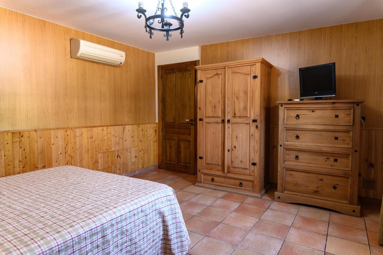 בית הארחה Complejo Rural Sol De Taberno מראה חיצוני תמונה