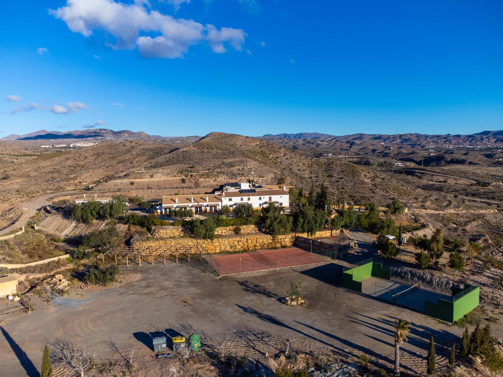 בית הארחה Complejo Rural Sol De Taberno מראה חיצוני תמונה